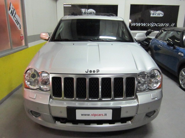 JEEP GRAND CHEROKEE 3.0 CRD Automatica  DPF Overland Navi Tetto Telecamera Gancio traino * VENDUTA *