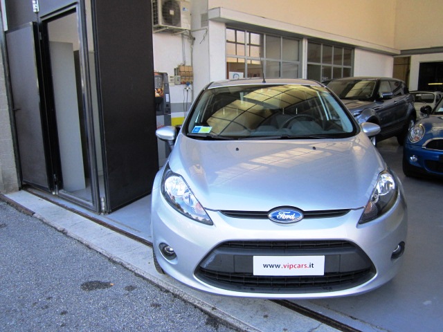 Ford Fiesta 1.2 plus 5 porte 82 cv' ' VENDUTA ''
