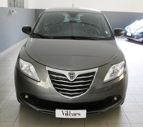 Lancia Ypsilon 1.2 69 CV 5 porte Silver '' SOLO 5.500 KM PERFETTA '' VENDUTA ''